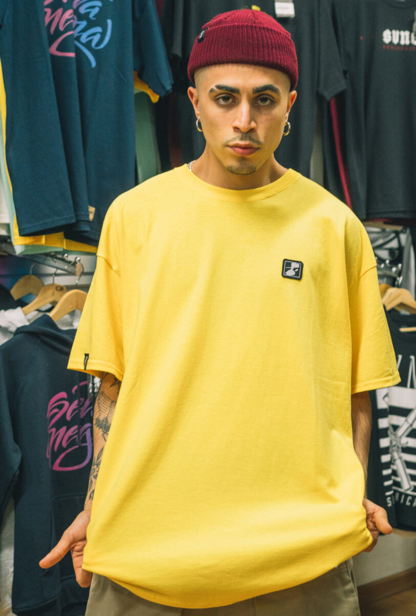 Polera parche Logo colores - Imagen 3